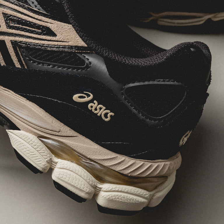 Asics GEL-NYC onfeet