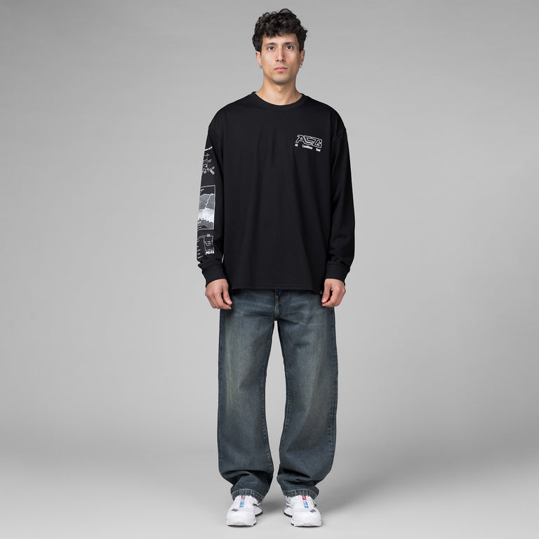 Nike	ACG Geothermal Longsleeve Tee