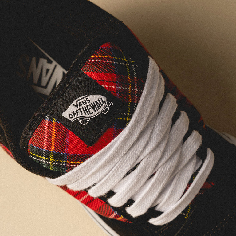 Vans Knu Skool *Rave* onfeet