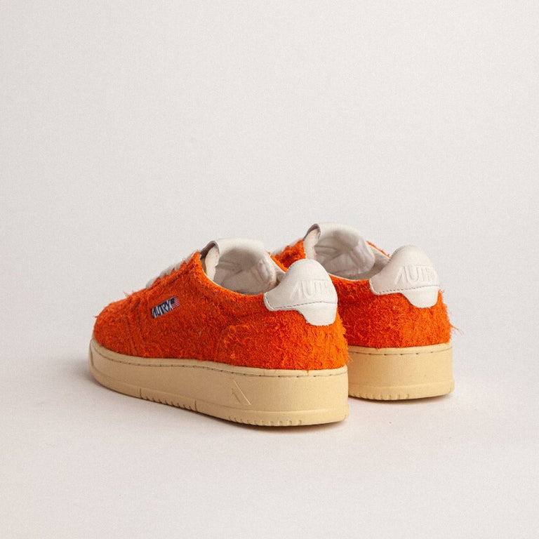 Autry Medalist *Hairy Suede* onfeet