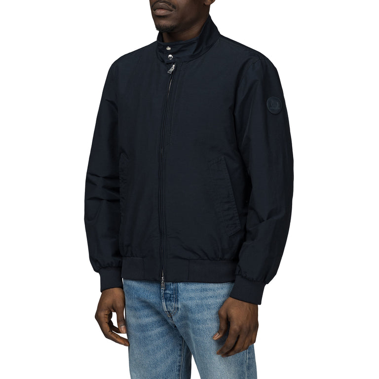 Woolrich Cruiser Eco Bomber onfeet