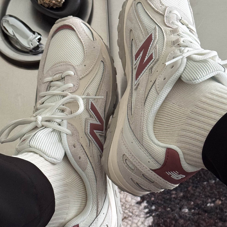 New Balance 204L onfeet