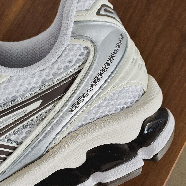 Asics GEL-Kayano 14 onfeet