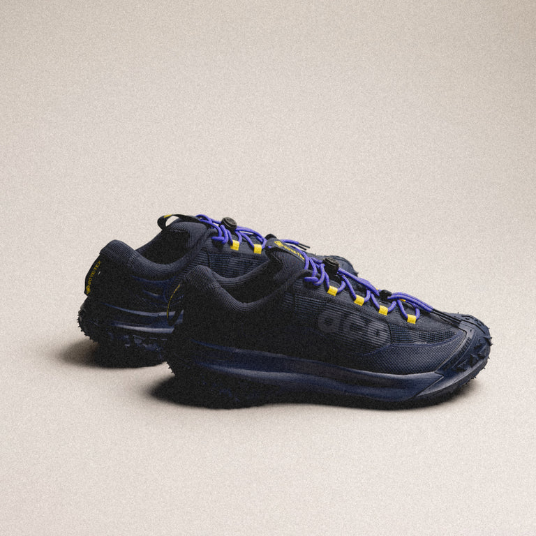 Nike fly by low clearance