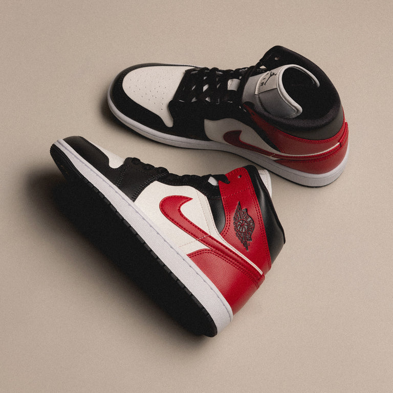 Nike Wmns Air Jordan 1 Mid Sneaker Buy online now