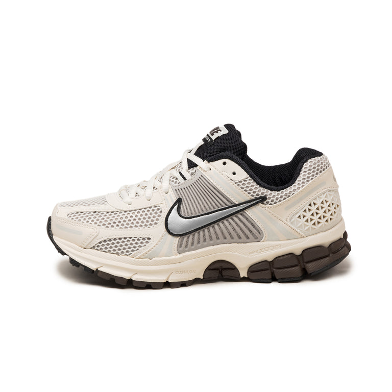 Nike Wmns Zoom Vomero 5