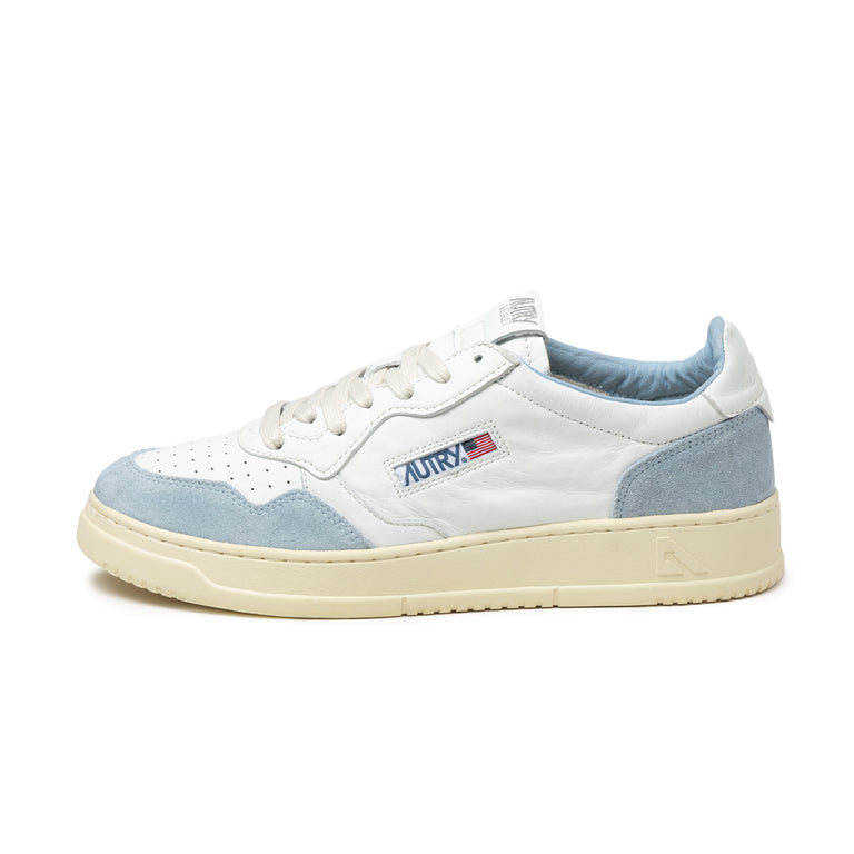 Autry Medalist *Goat / Suede*