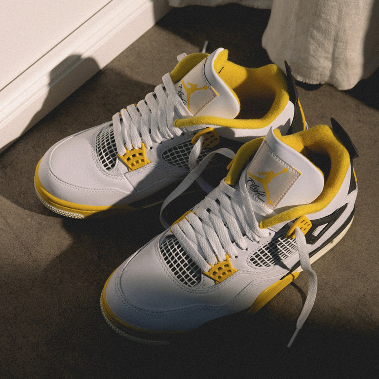 Nike Wmns Air Jordan 4 Retro Vivid Sulfur Sneaker Buy online now