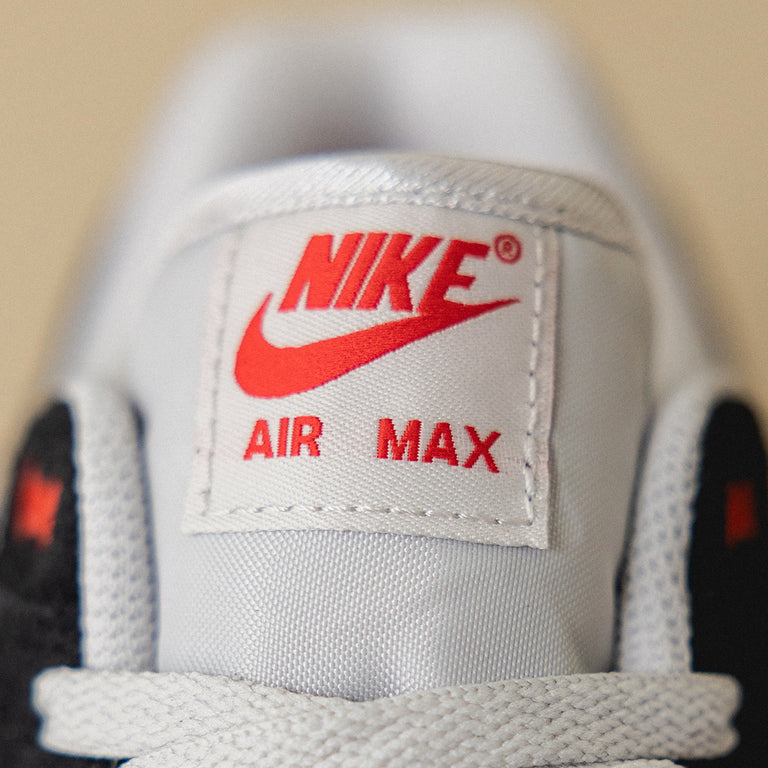 Nike Air Max 1 Essential onfeet