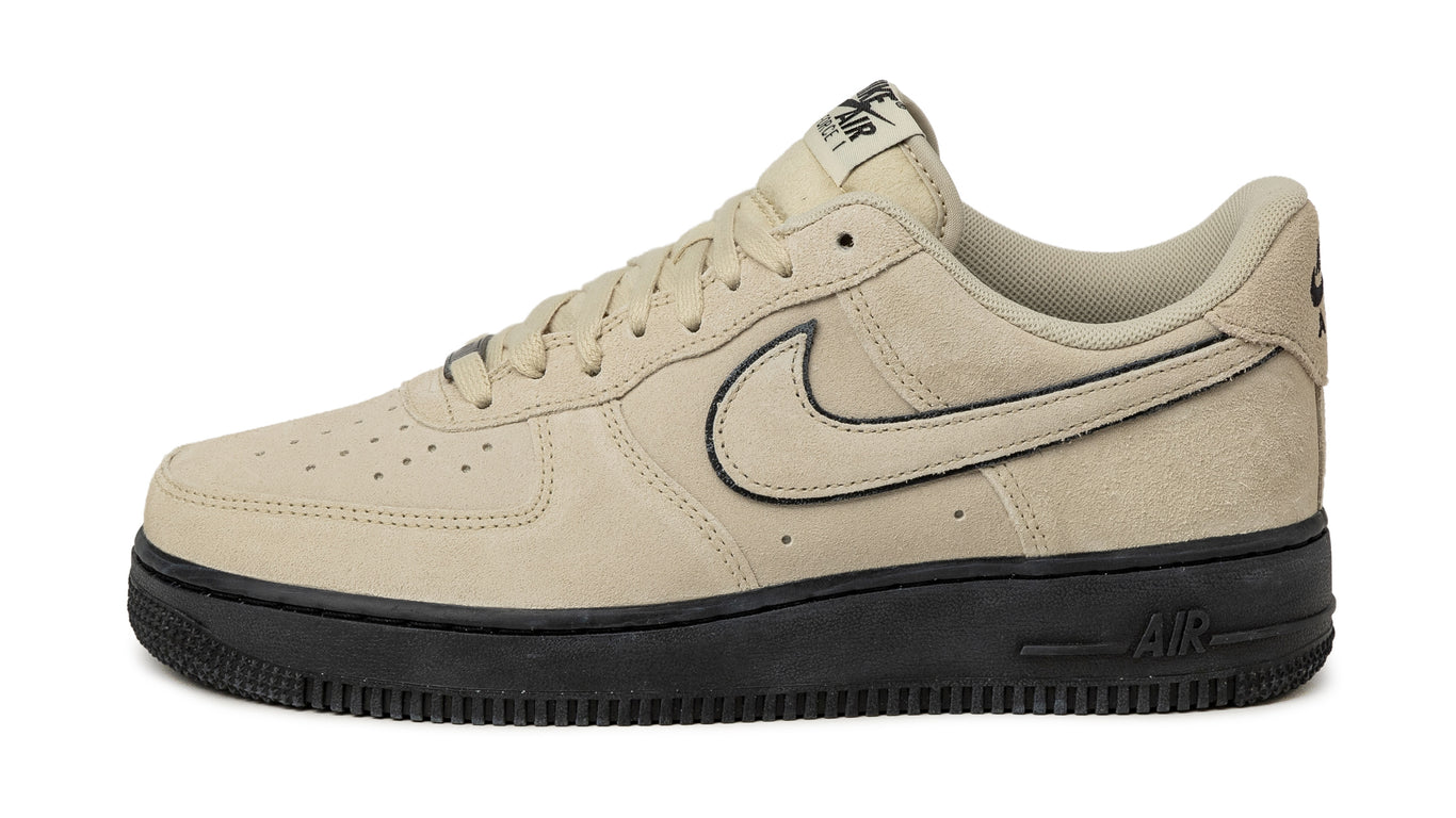 Air Force ZurÃ¼ck In Die Zukunft Nike Schuhe Nike Air Force LV8 - Main Image