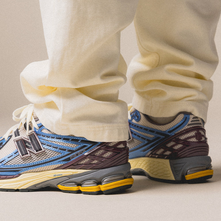 New Balance M1906RRB onfeet