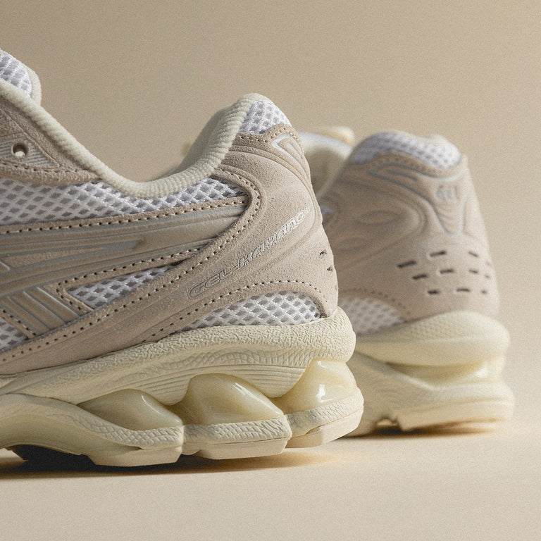 Asics GEL-Kayano 14 onfeet