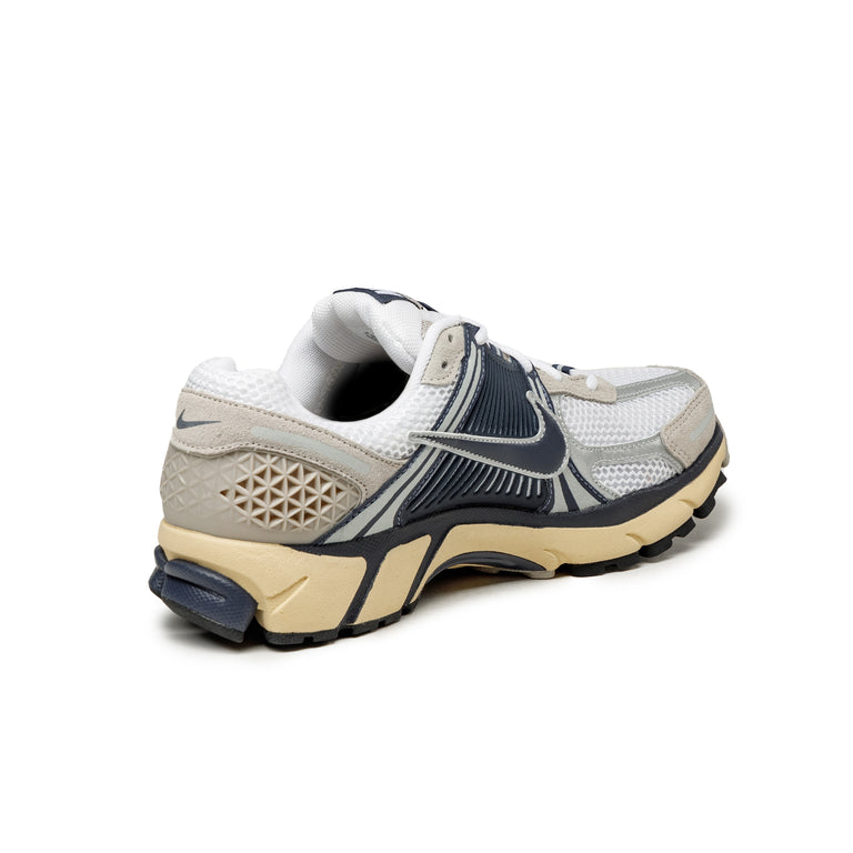 Nike 72 online hotsell