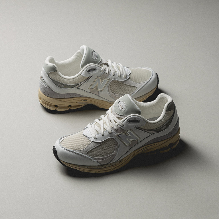 New Balance M2002RIA onfeet