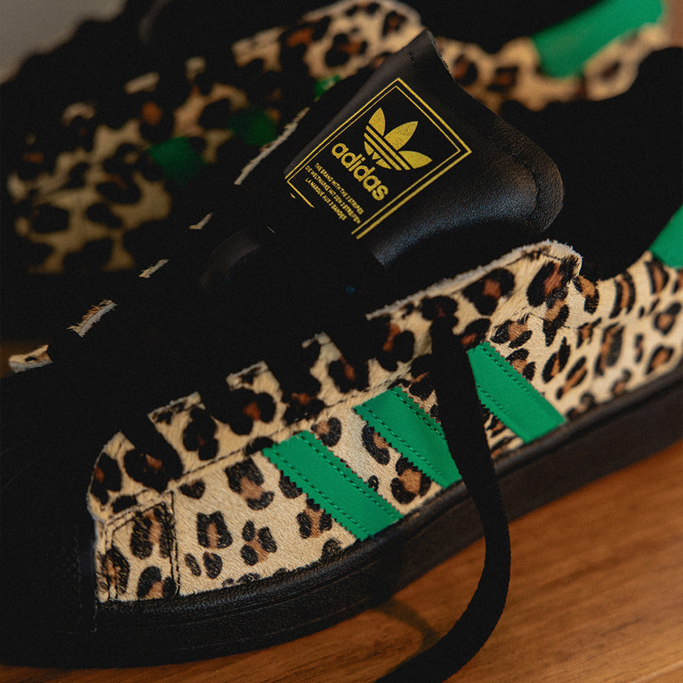 Adidas Superstar II W onfeet