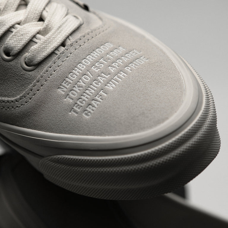 Vans OTW x Neighborhood OTW Authentic 44 onfeet