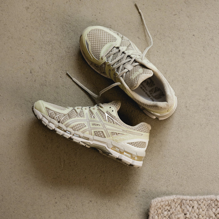 Asics GEL-Kayano 20 onfeet