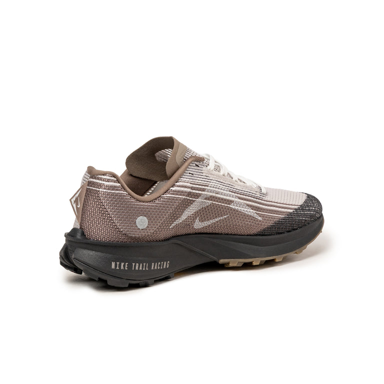 Nike Terra Kiger 10