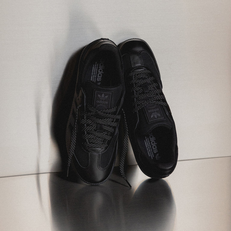 Adidas Samba OG onfeet