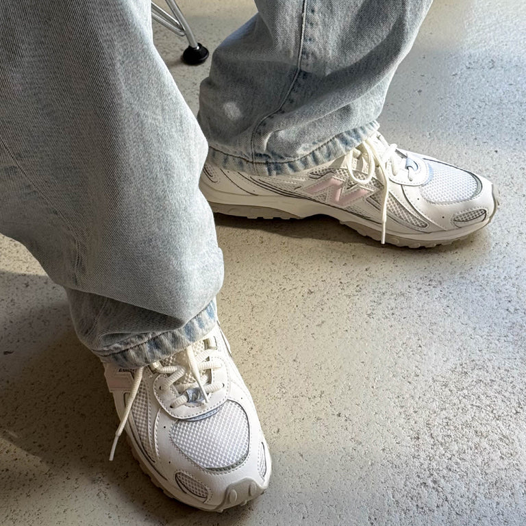 New Balance 204L onfeet
