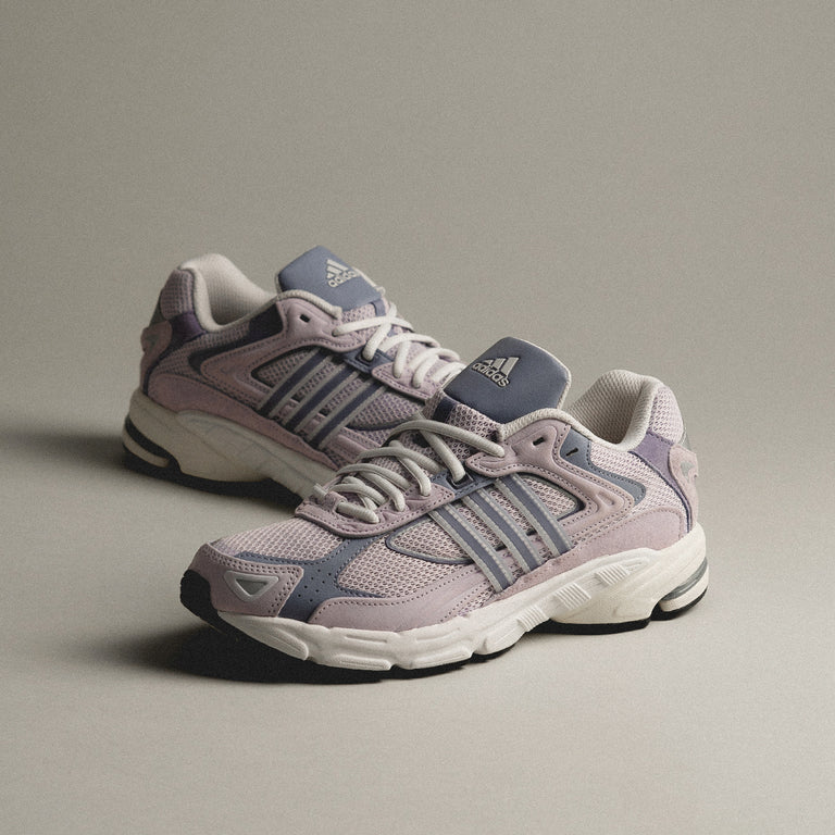 Adidas Response CL W onfeet
