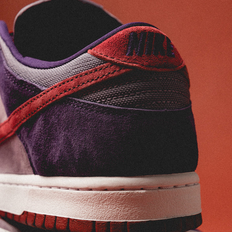 Nike Dunk Low SP *Plum* onfeet