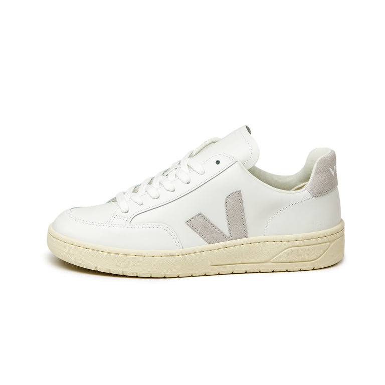 Veja V-12 Leather W