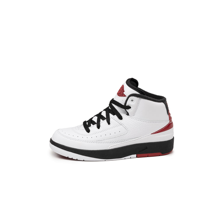 Nike Wmns Air Jordan 3 Retro – buy now at Asphaltgold Online Store!