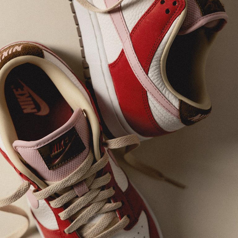 Nike Wmns Dunk Low PRM *Bacon* onfeet