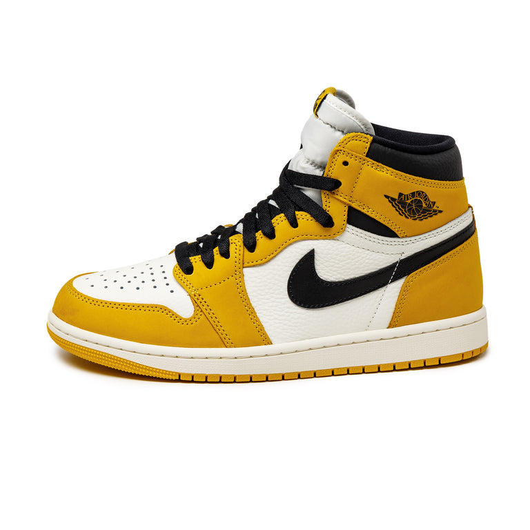 Jordan retro 1 high yellow and black 2025