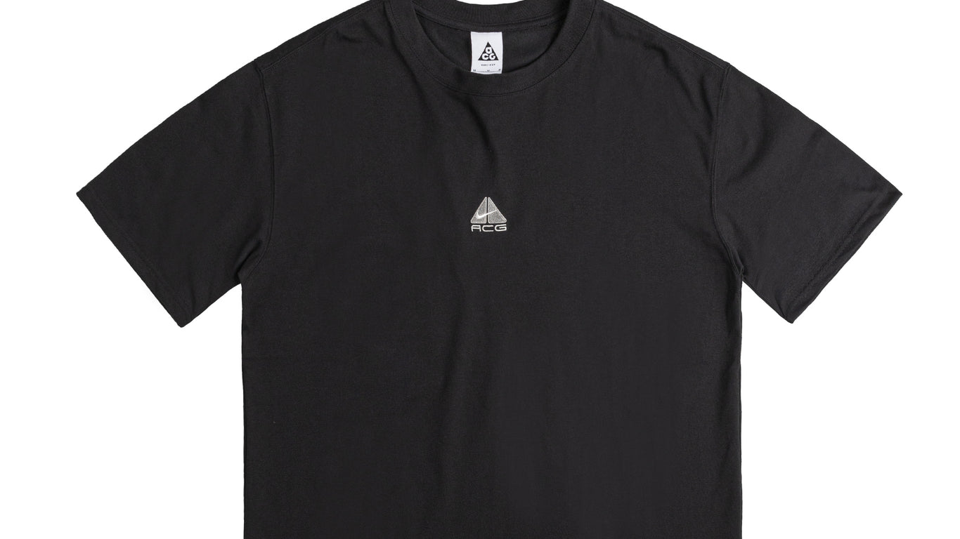 NIKE ACG ナイキ Lungs 長袖Tシャツ ロンT 黒 ブラック Nike ACG Lungs Long Sleeve T-Shirt - Black | Flatspot