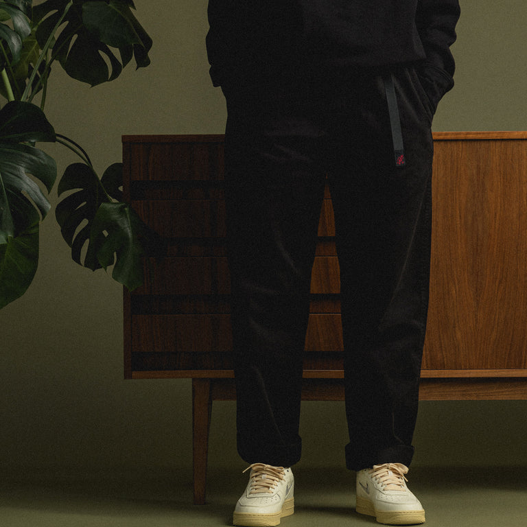 Gramicci G-Pant onfeet