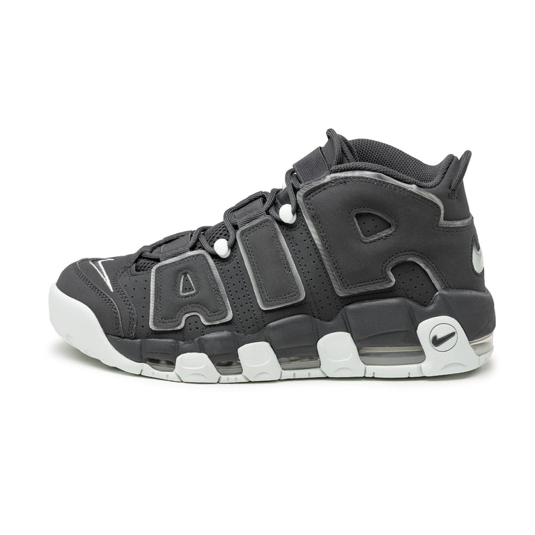 Nike Air More Uptempo '96 onfeet