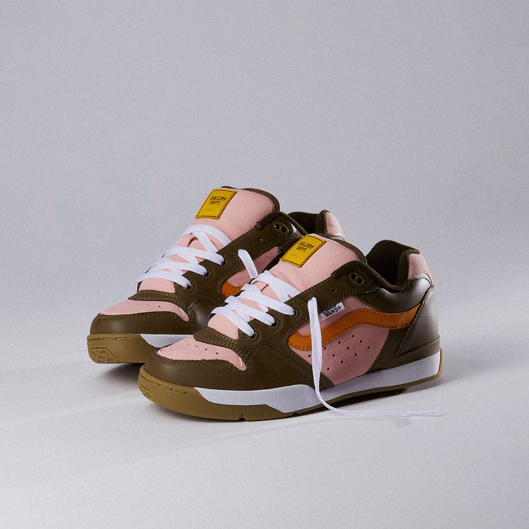 Vans Vault Gallery Dept. Rowley XLT LX onfeet