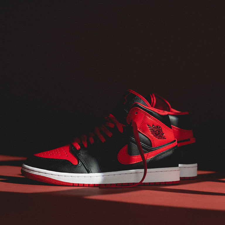 Nike Air Jordan 1 Mid *Fire Red* onfeet