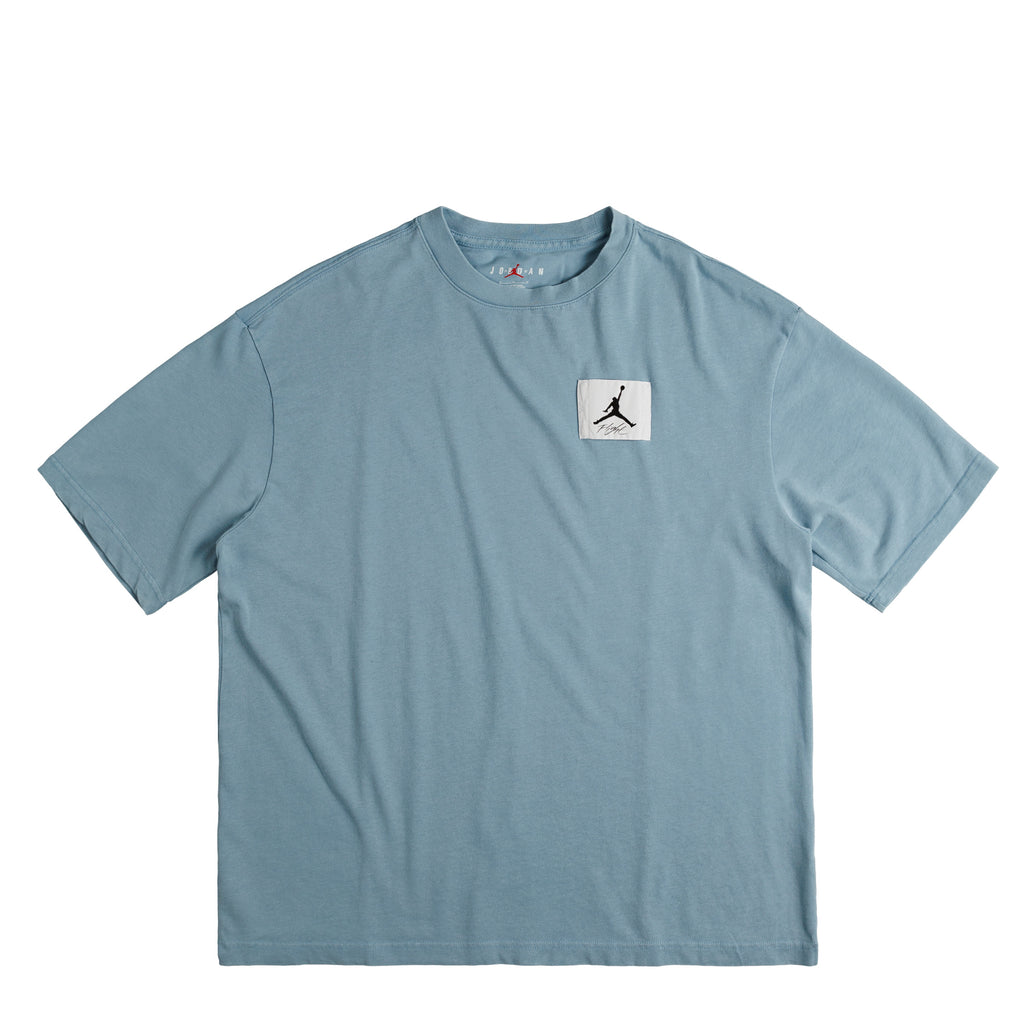 Jordan Flight Essentials Men's Oversized T-Shirt.