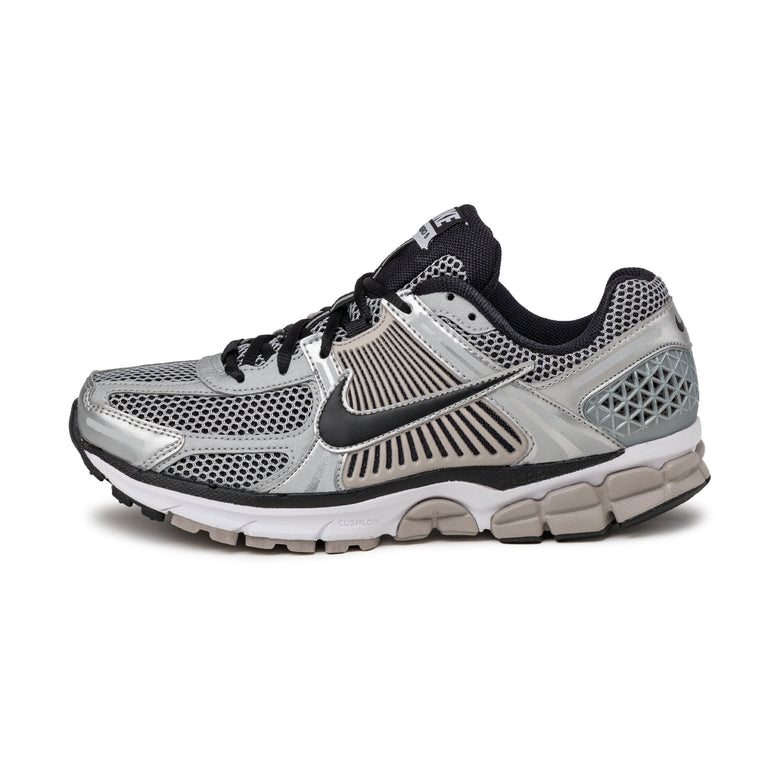 Nike Zoom Vomero 5 - 42 / Metallic Silver / Black / College Grey
