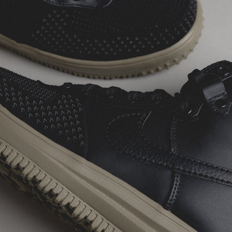 Nike Lunar Force 1 Duckboot onfeet