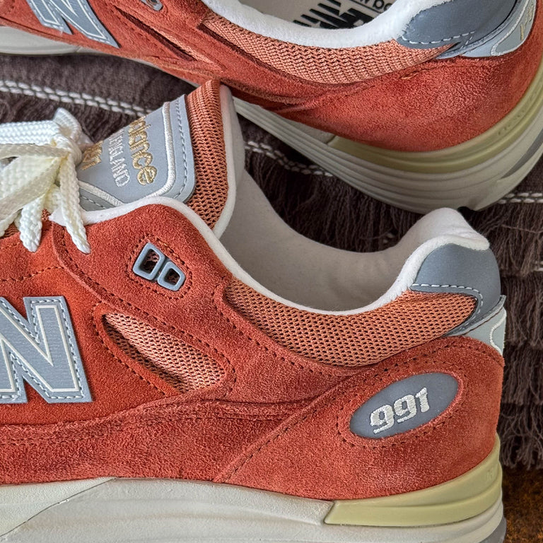 New Balance 991 v2 *Made in England* onfeet