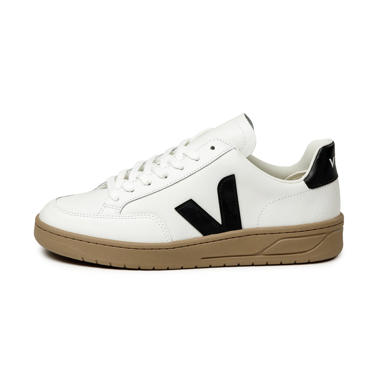 Veja V-12 Leather