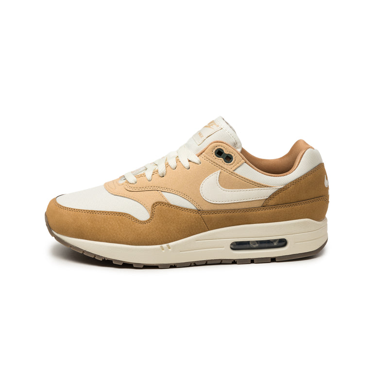 Nike Wmns Weve got more than 30 pairs of astonishing gold sneakers for women from various brands '87