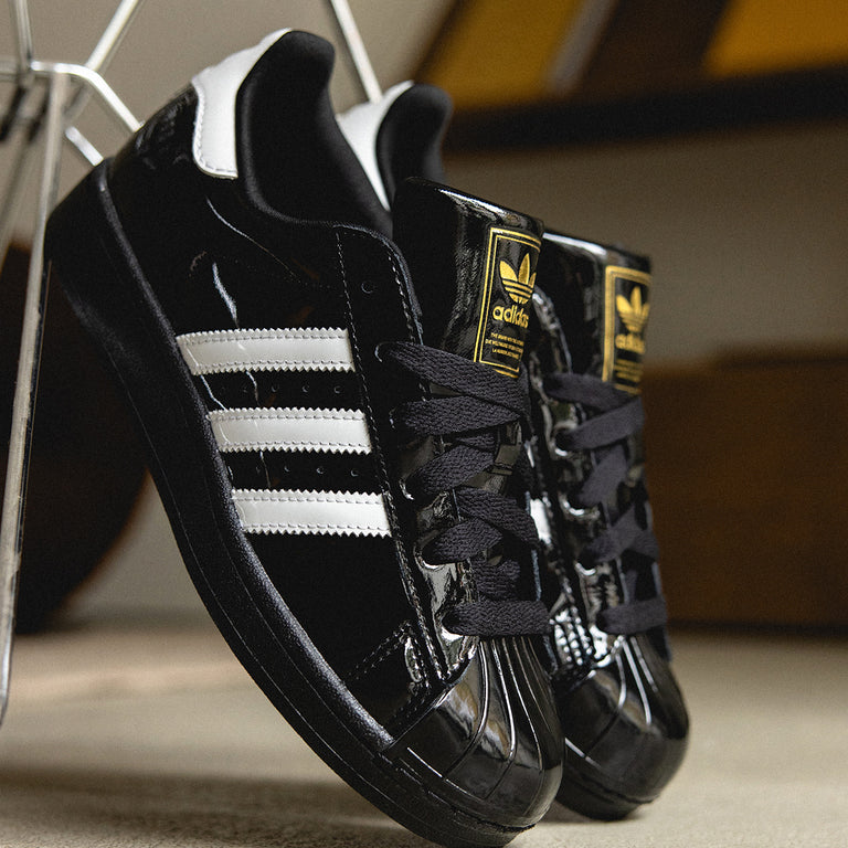 Adidas Superstar II W onfeet