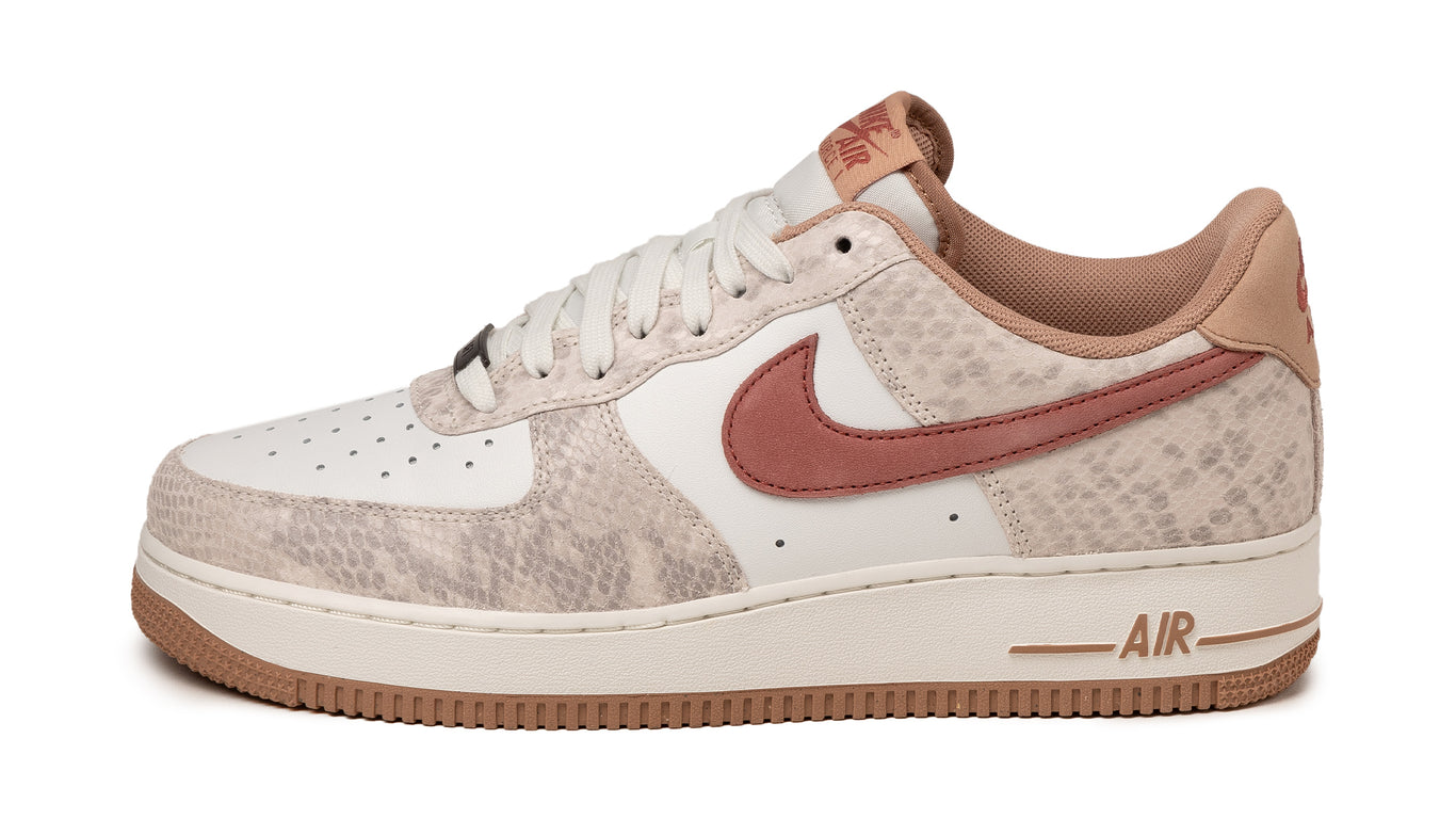 Summit White Air Force Ones 07 Lv8 Nike Air Force '07 LV8 Sneaker