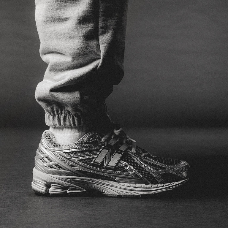 New Balance M1906REH onfeet