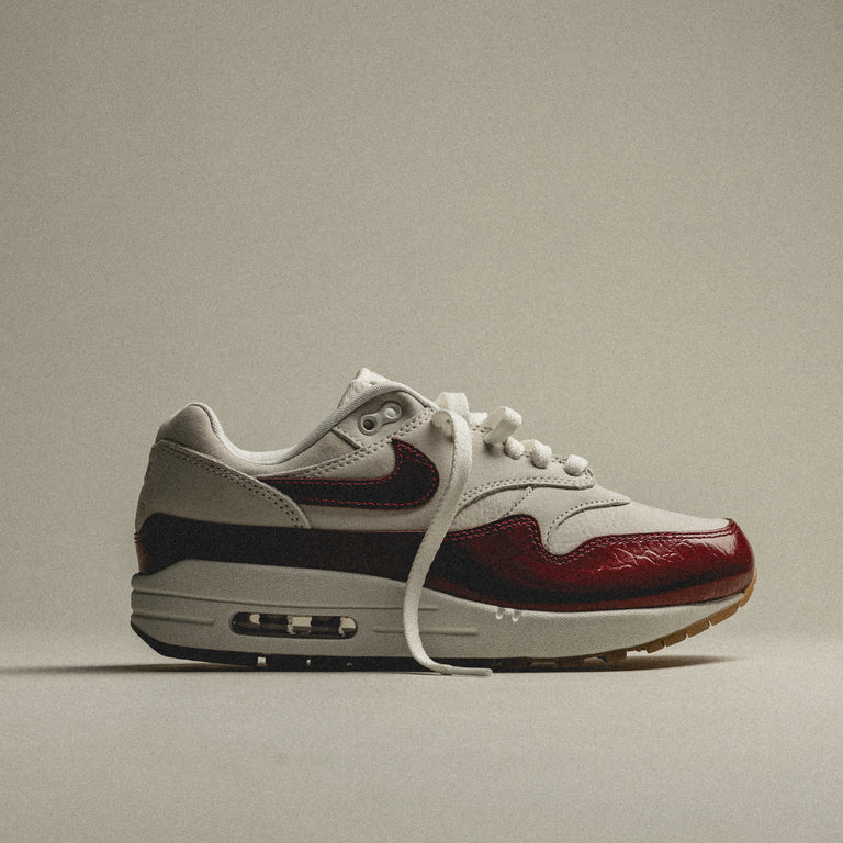 Nike Wmns Air Max 1 LX Sneaker Buy online now