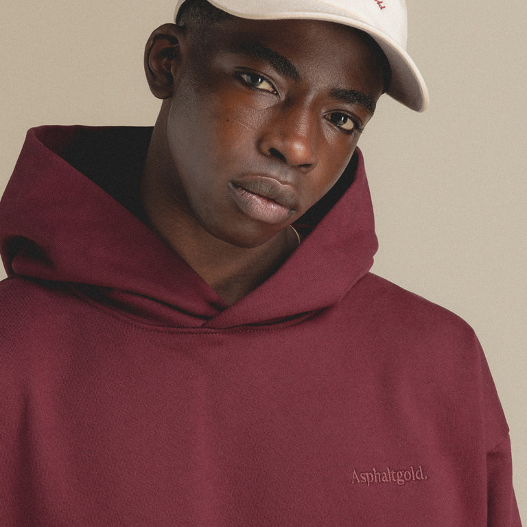 Asphaltgold Script Cotton Twill Cap onfeet