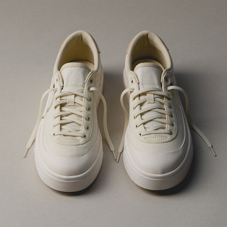 Adidas Nucombe onfeet