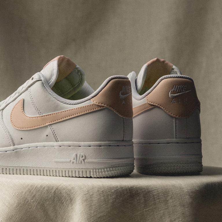 Basket nike blanche best sale air force 1