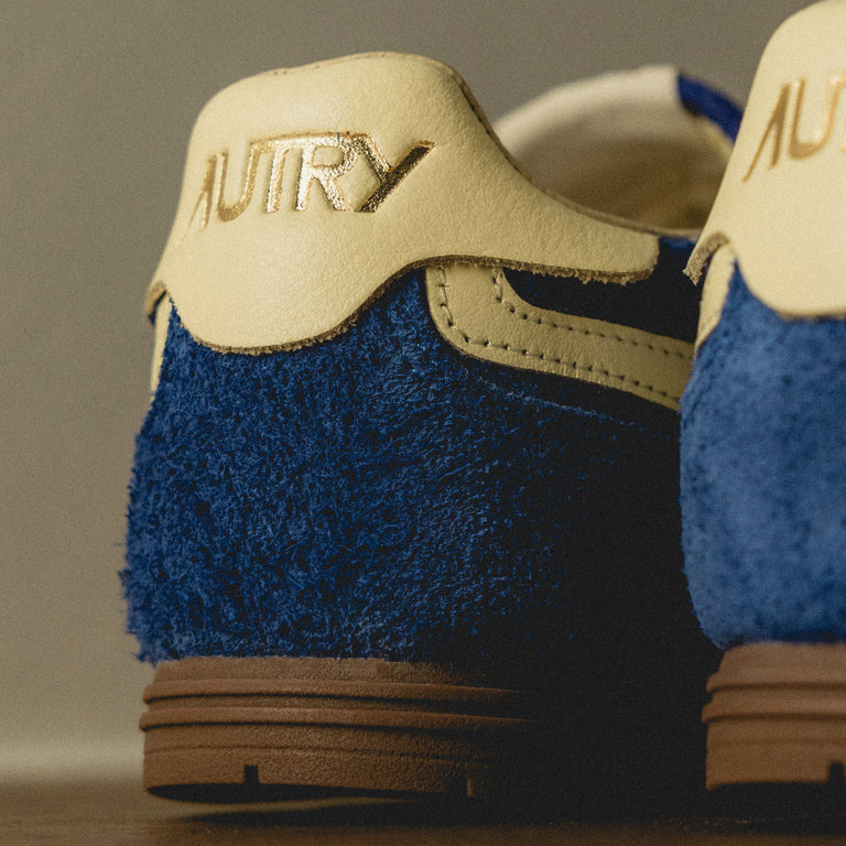 Autry Windspin *Suede / Leather* onfeet