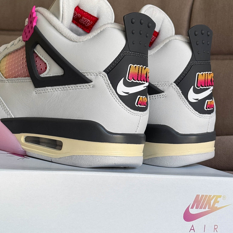 Nike Air Jordan 4 Retro *Comic* onfeet